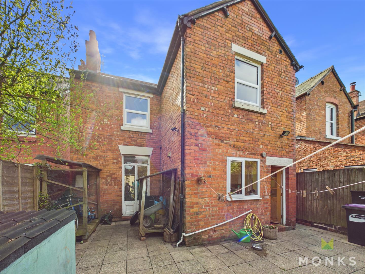 8 Holbache Road, Oswestry, SY11 1RP For Sale